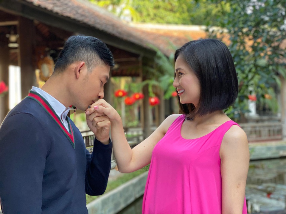 Trọng Nhân “Hoa hồng trên ngực trái” tiết lộ về mối quan hệ đặc biệt với Diệu Hương - 1 Trọng Nhân “Hoa hồng trên ngực trái” tiết lộ về mối quan hệ đặc biệt với Diệu Hương - 1