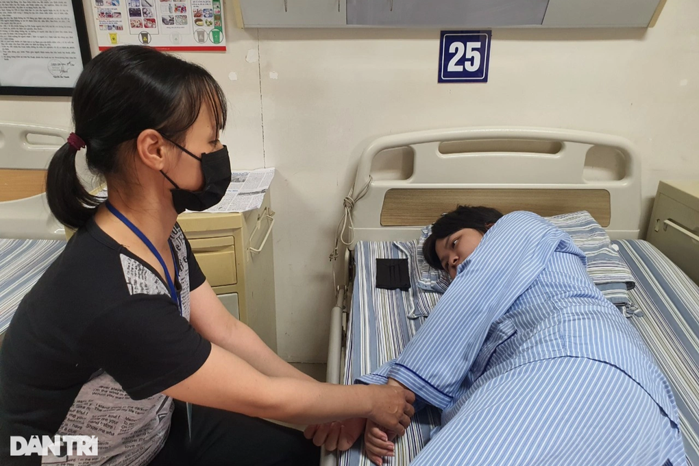 Lời khẩn cầu được tiếp tục sống của thiếu nữ 18 tuổi - 4