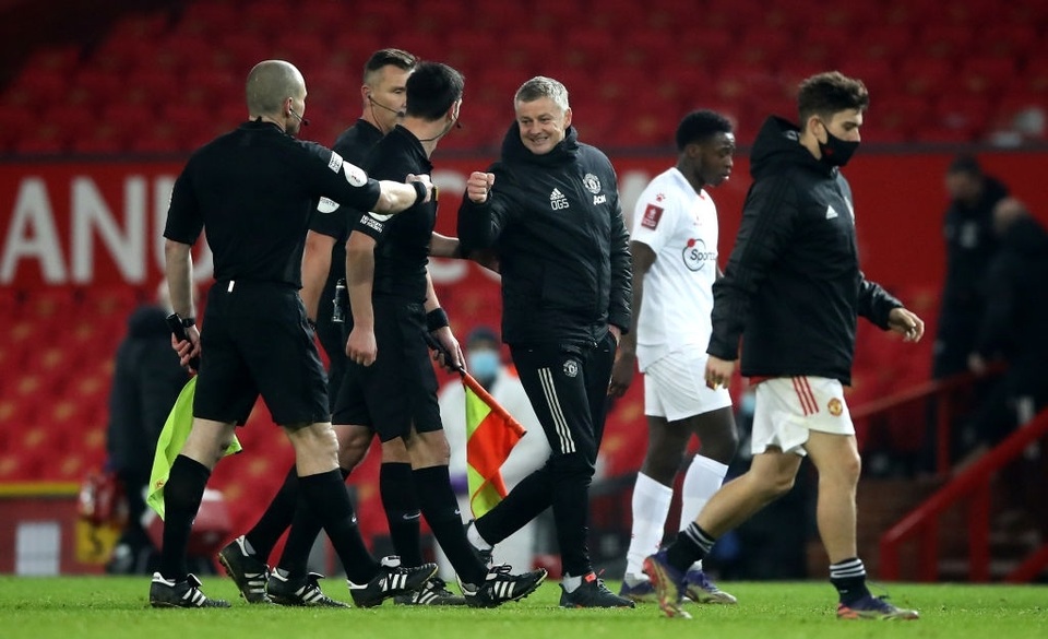 McTominay giúp Man Utd thắng trận trong lần đầu đeo băng đội trưởng - 15 McTominay giúp Man Utd thắng trận trong lần đầu đeo băng đội trưởng - 15