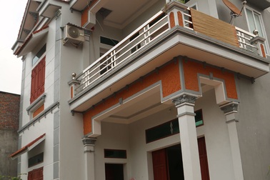 Bất ngờ thôn nghèo: Loạt nhà tiền tỷ mọc lên san sát chỉ sau mấy năm