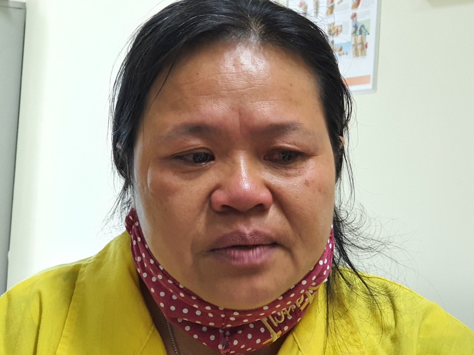 Hơn 102 triệu của bạn đọc đến với chàng trai một tay dành cơ hội cứu mẹ - 2 Hơn 102 triệu của bạn đọc đến với chàng trai một tay dành cơ hội cứu mẹ - 2