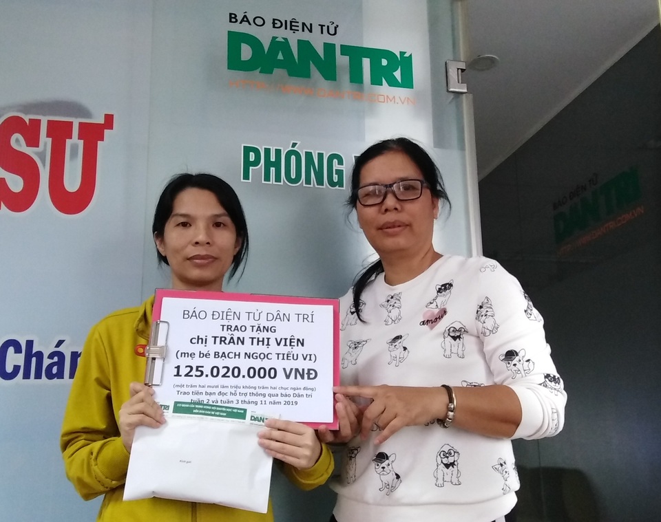 Bé gái 1 quả thận ước mơ thành họa sĩ được bạn đọc giúp đỡ hơn 125 triệu đồng - 2 Bé gái 1 quả thận ước mơ thành họa sĩ được bạn đọc giúp đỡ hơn 125 triệu đồng - 2