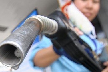 Thuế môi trường với xăng tối đa 8.000 đồng/lít: Bộ ngành đồng loạt lên tiếng