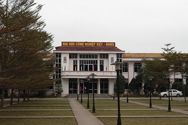 SV ngành Kế toán phải đi... lắp linh kiện điện tử