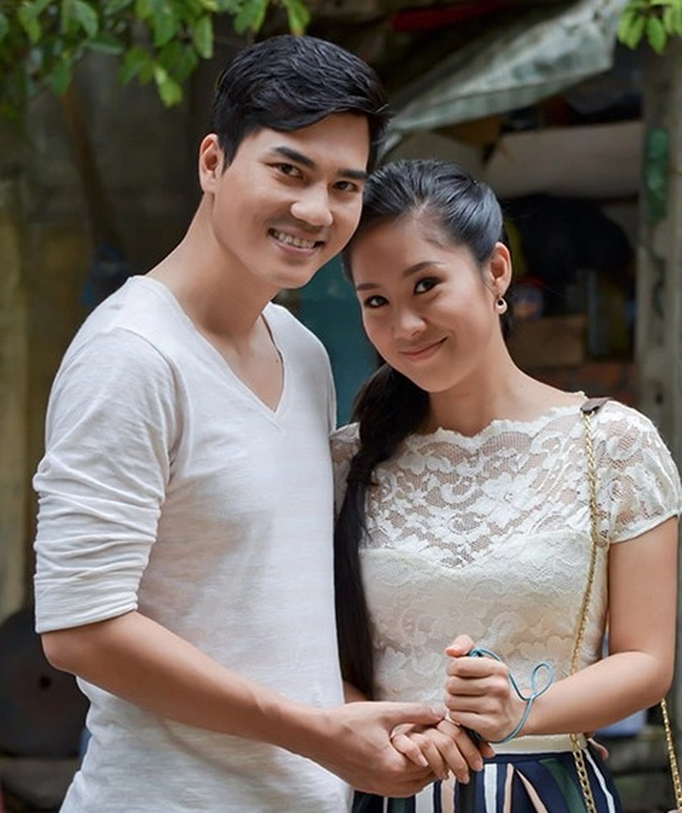 Diễn viên Lê Phương ôn lại kỷ niệm với hơn 20 bạn diễn nam - 3 Diễn viên Lê Phương ôn lại kỷ niệm với hơn 20 bạn diễn nam - 3