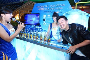 Ca sĩ Ngô Kiến Huy tham gia nhiều hoạt động giải trí mới