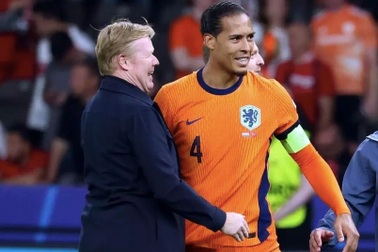 HLV Koeman tặng quà sinh nhật cho Van Dijk, xóa tan nghi ngờ mâu thuẫn