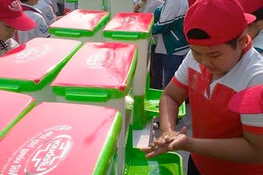 Hàng ngàn người hưởng ứng “ Ngày thế giới rửa tay bằng xà phòng” 2015