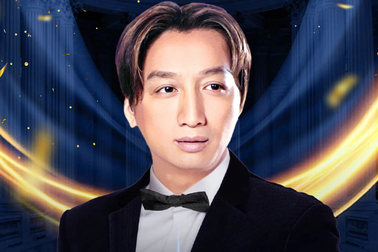 Trường Vũ và gia đình về Việt Nam sau thời gian dài xa cách