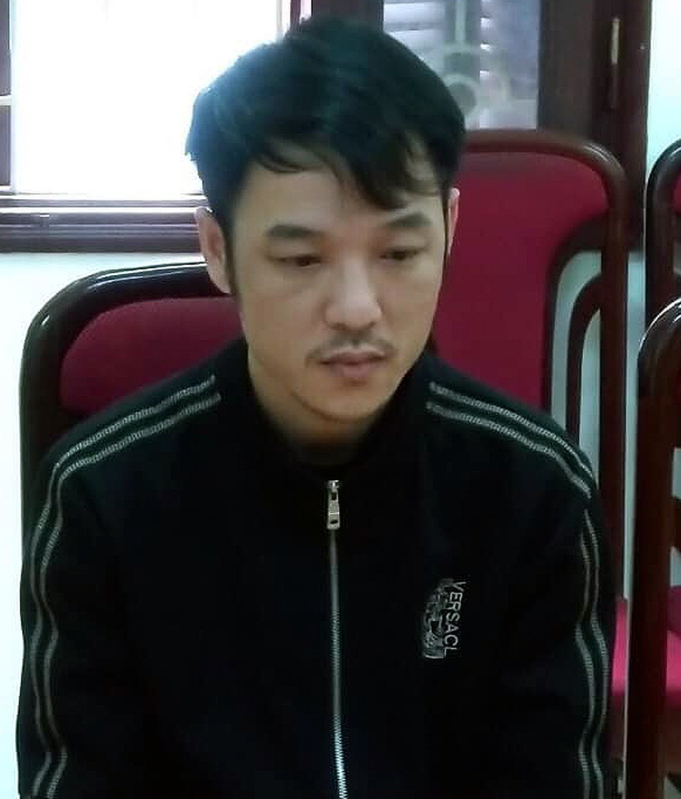 Hà Nội: Các cặp đôi “mây mưa” trong khách sạn bị quay lén như thế nào? - 1 Hà Nội: Các cặp đôi “mây mưa” trong khách sạn bị quay lén như thế nào? - 1