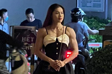 Cô gái ở Đồng Nai có cơ bắp cuồn cuộn khiến nhiều người không thể rời mắt