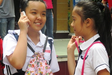 Câu hỏi về quê hương Ánh Viên trong đề khảo sát gây tranh cãi