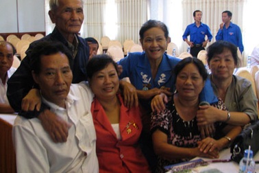 Vinh danh Liên đội anh hùng