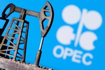 Giá dầu tăng mạnh giữa lằn ranh địa chính trị và toan tính của OPEC+