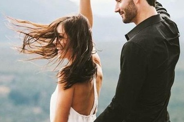 Biểu hiện của đàn ông yêu vợ