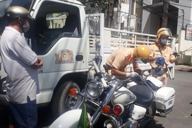 Cần Thơ: Xử phạt 139 trường hợp "lơ" lệnh cách ly xã hội