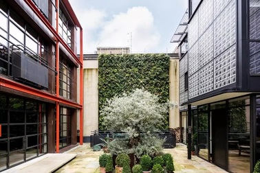 Chiêm ngưỡng "biệt thự xuyên thấu" lấy cảm hứng từ… cách mạng công nghiệp