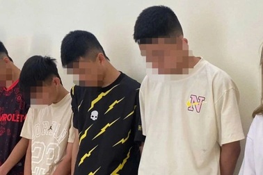 Bị đánh gục trên đường vì trêu ghẹo 2 thiếu nữ ở Sầm Sơn