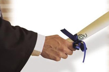 “Tiến sĩ Việt” bao giờ thành “hộ chiếu quốc tế”?