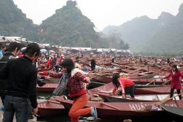 Hội chùa Hương 2011: "Xử" nghiêm quán hàng bán thịt thú rừng giả 