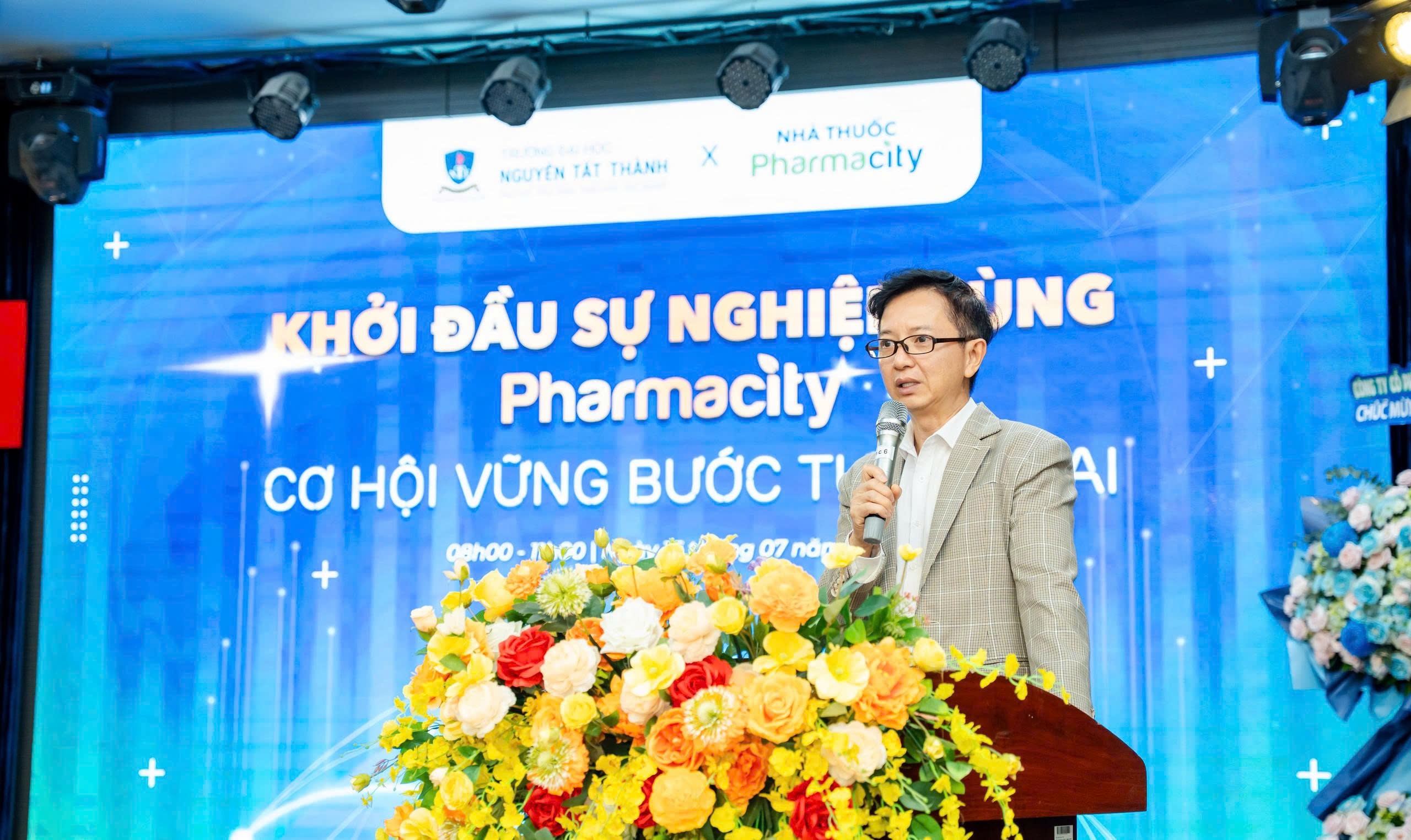Pharmacity hợp tác Trường Đại học Nguyễn Tất Thành tạo cơ hội nghề nghiệp cho sinh viên - 3