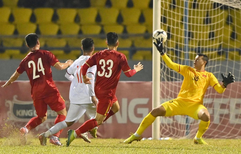 Tuyển Việt Nam 3-2 U22 Việt Nam: Văn Quyết, Đức Chinh ghi bàn - 20 Tuyển Việt Nam 3-2 U22 Việt Nam: Văn Quyết, Đức Chinh ghi bàn - 20