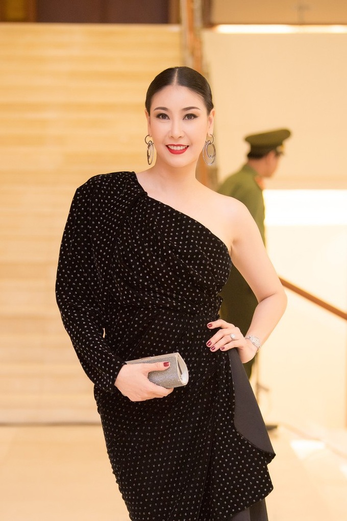 Hoa hậu Hà Kiều Anh