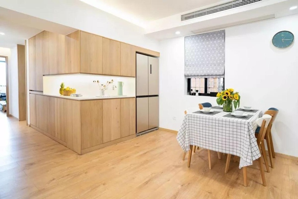 Bất ngờ với diện mạo đẹp không tin nổi của nhà cũ 95m2 sau khi cải tạo - 6