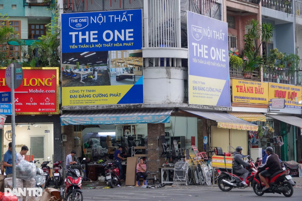 Chủ tiệm nội thất ở TPHCM: Thu 100 triệu đồng/tháng vẫn không trụ nổi! - 3 Chủ tiệm nội thất ở TPHCM: Thu 100 triệu đồng/tháng vẫn không trụ nổi! - 3