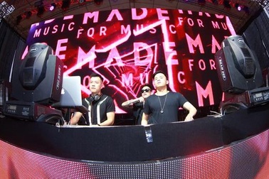 DJ người Mỹ gốc Nhật Steve Aoki mang đến đêm diễn lôi cuốn và đẳng cấp