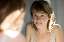 Tình trẻ kém 10 tuổi sốt sắng giục cưới nhưng tôi lại lo lắng vì vài lý do