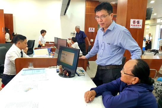 Sở Nội vụ được luân chuyển, nâng lương trước thời hạn với phó chủ tịch xã