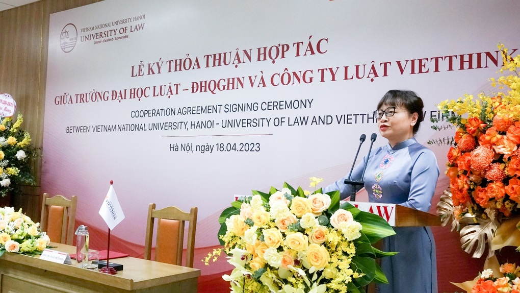 Đẩy mạnh hợp tác toàn diện giữa Trường Đại học Luật và Công ty Luật Vietthink - 4 Đẩy mạnh hợp tác toàn diện giữa Trường Đại học Luật và Công ty Luật Vietthink - 4