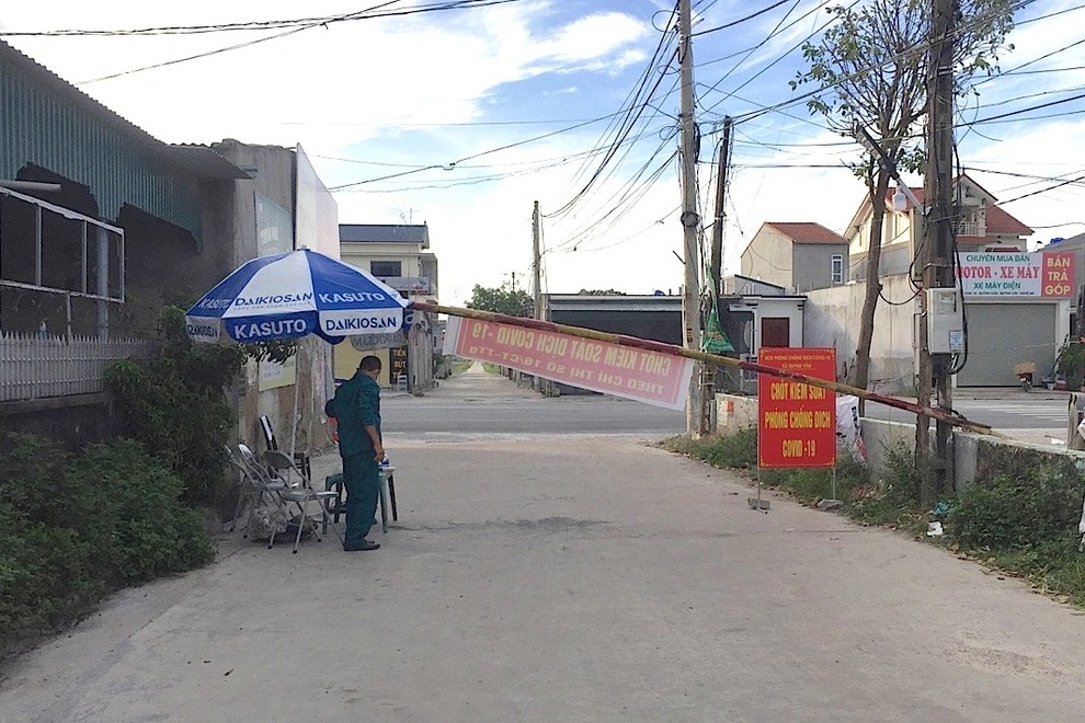 Chiến sĩ công an trực chốt kiểm soát Covid-19 bị ô tô tông tử vong - 2 Chiến sĩ công an trực chốt kiểm soát Covid-19 bị ô tô tông tử vong - 2