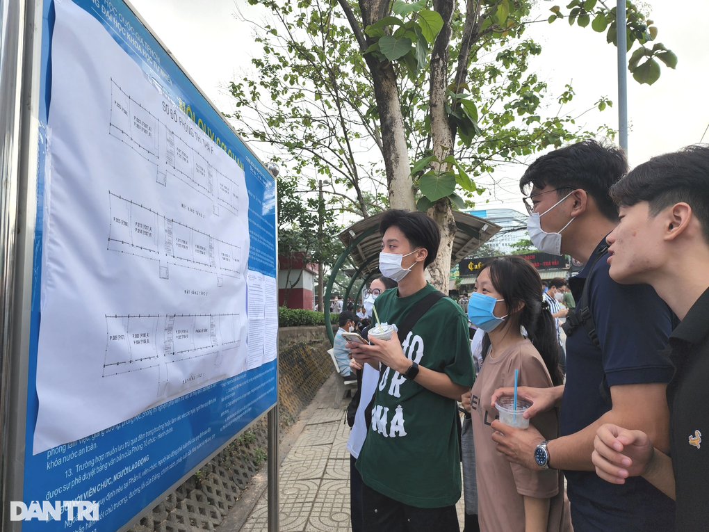 Kết quả lọc ảo lần 3: Nhiều trường xác định điểm chuẩn, điểm ngành hot - 2 Kết quả lọc ảo lần 3: Nhiều trường xác định điểm chuẩn, điểm ngành hot - 2