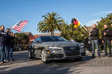 Xe Audi A7 Sportback chạy đường dài không cần người lái