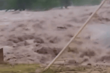 Lũ quét ở Mỹ, hơn 50 người chết