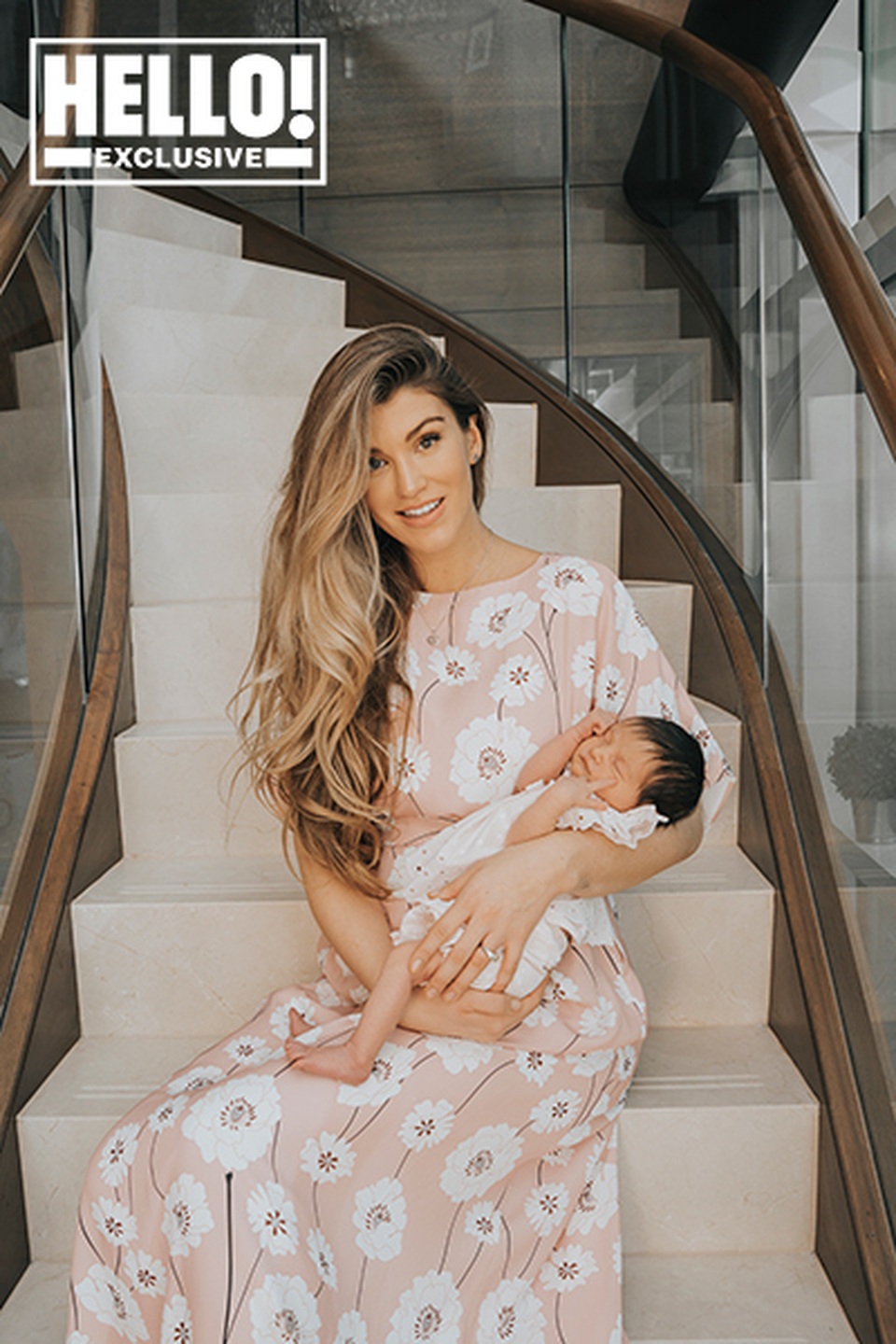 Hoa hậu Anh Amy Willerton vẫn quyến rũ sau khi sinh nở - 9 Hoa hậu Anh Amy Willerton vẫn quyến rũ sau khi sinh nở - 9