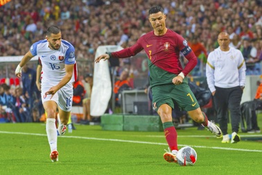 Ronaldo quyết không từ giã đội tuyển Bồ Đào Nha trước Euro 2024