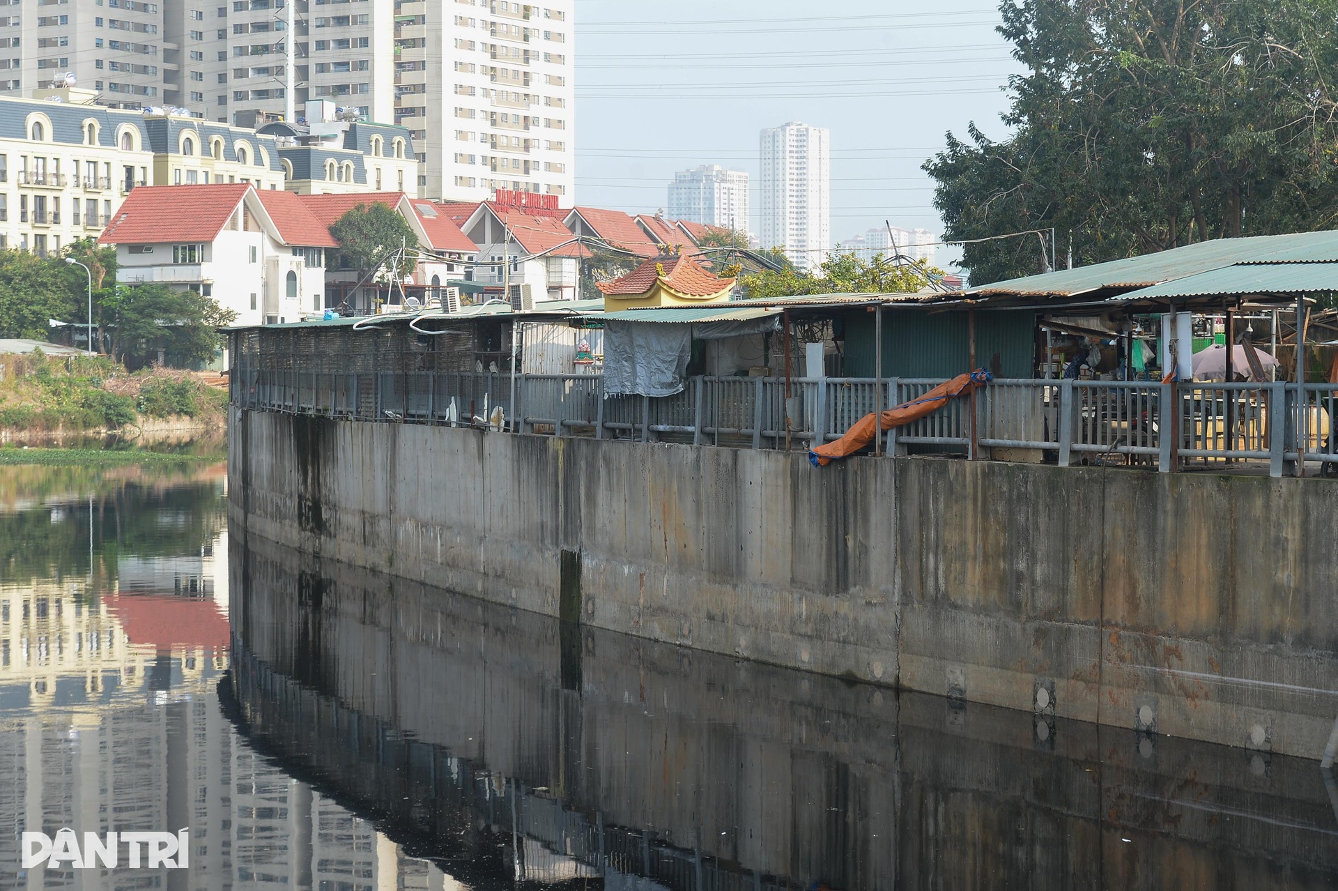 Hiện trạng chợ La Khê ở Hà Nội trái phép 10 năm không ai biết - 11 Hiện trạng chợ La Khê ở Hà Nội trái phép 10 năm không ai biết - 11