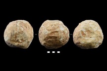 Giải mã bí ẩn của những quả bóng bằng đá 2 triệu năm tuổi