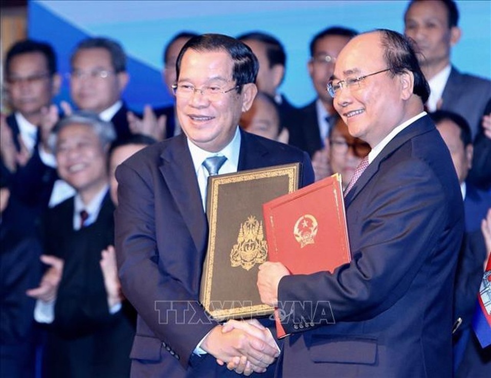 Hai văn kiện lịch sử về biên giới Việt Nam-Campuchia chính thức có hiệu lực - 1 Hai văn kiện lịch sử về biên giới Việt Nam-Campuchia chính thức có hiệu lực - 1
