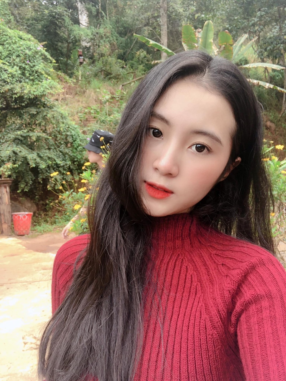 Thiếu nữ Đà Nẵng 17 tuổi được khen đẹp thuần khiết, thơ ngây - 8 Thiếu nữ Đà Nẵng 17 tuổi được khen đẹp thuần khiết, thơ ngây - 8