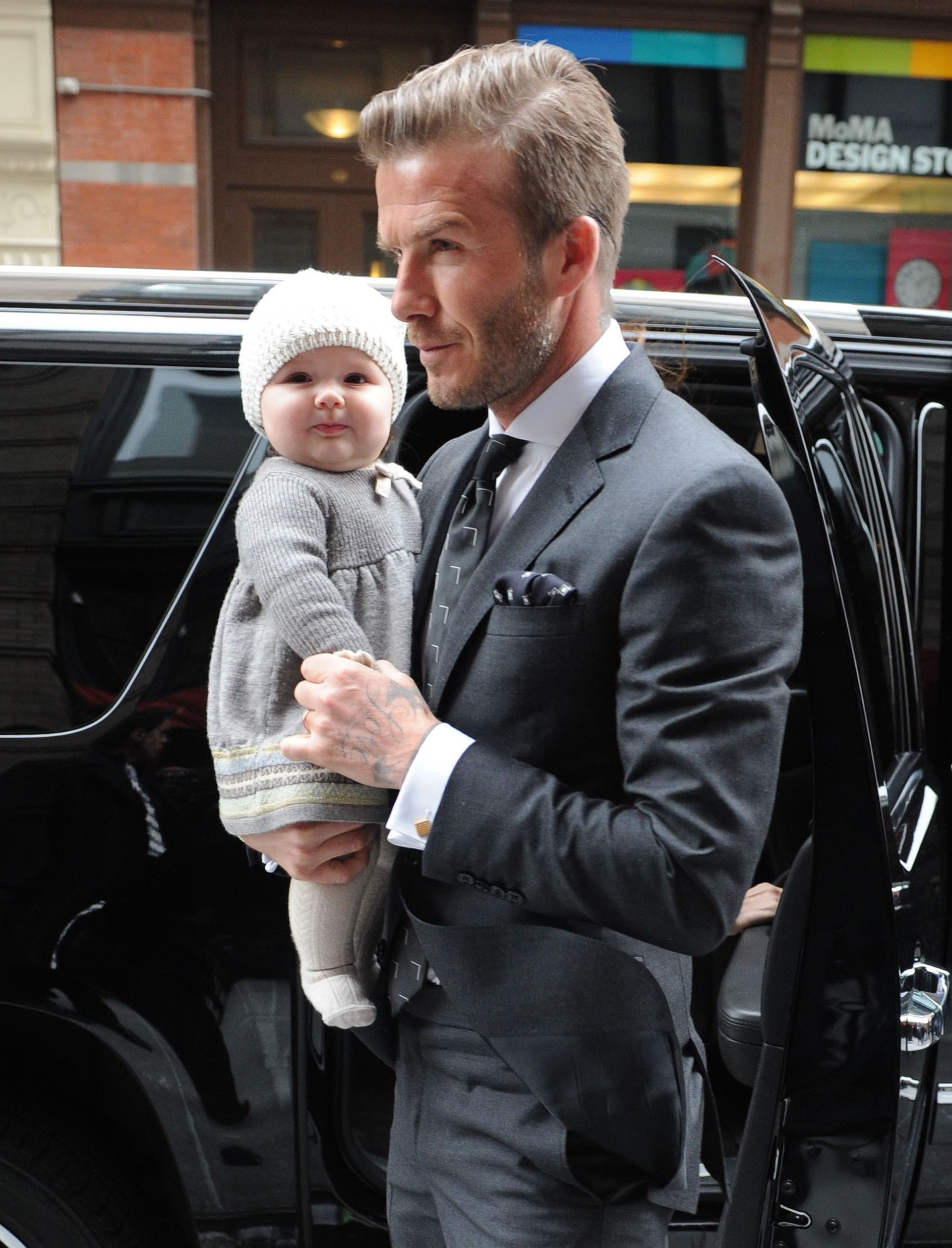 Phụ huynh thấy được gì từ việc con gái Beckham từ chối nụ hôn môi của cha? - 8 Phụ huynh thấy được gì từ việc con gái Beckham từ chối nụ hôn môi của cha? - 8