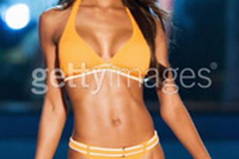 Hoa hậu Mỹ giải thích về cú “sẩy chân”