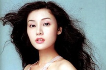 Lý Gia Hân bị "đào" lại quá khứ hai lần làm "người thứ ba"