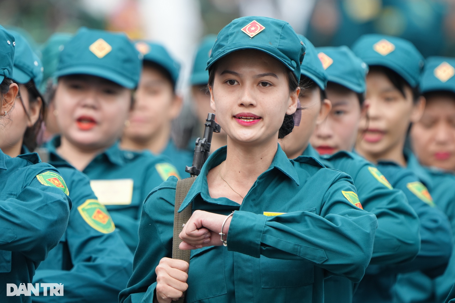 Hình ảnh ấn tượng tại lễ ra quân huấn luyện năm 2025 của Bộ Tư lệnh TPHCM - 14 Hình ảnh ấn tượng tại lễ ra quân huấn luyện năm 2025 của Bộ Tư lệnh TPHCM - 14