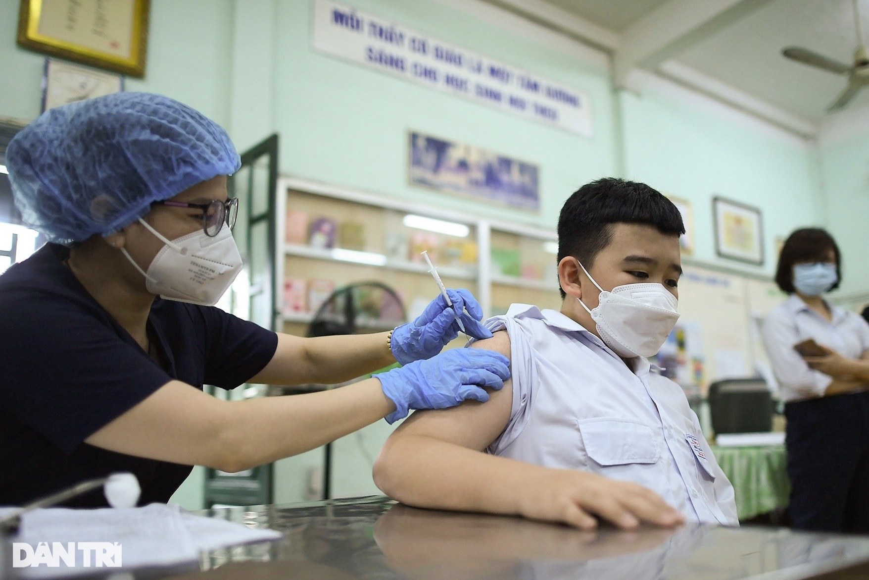 Ngày đầu TPHCM tiêm vaccine ngừa Covid-19 cho trẻ dưới 12 tuổi - 8 Ngày đầu TPHCM tiêm vaccine ngừa Covid-19 cho trẻ dưới 12 tuổi - 8