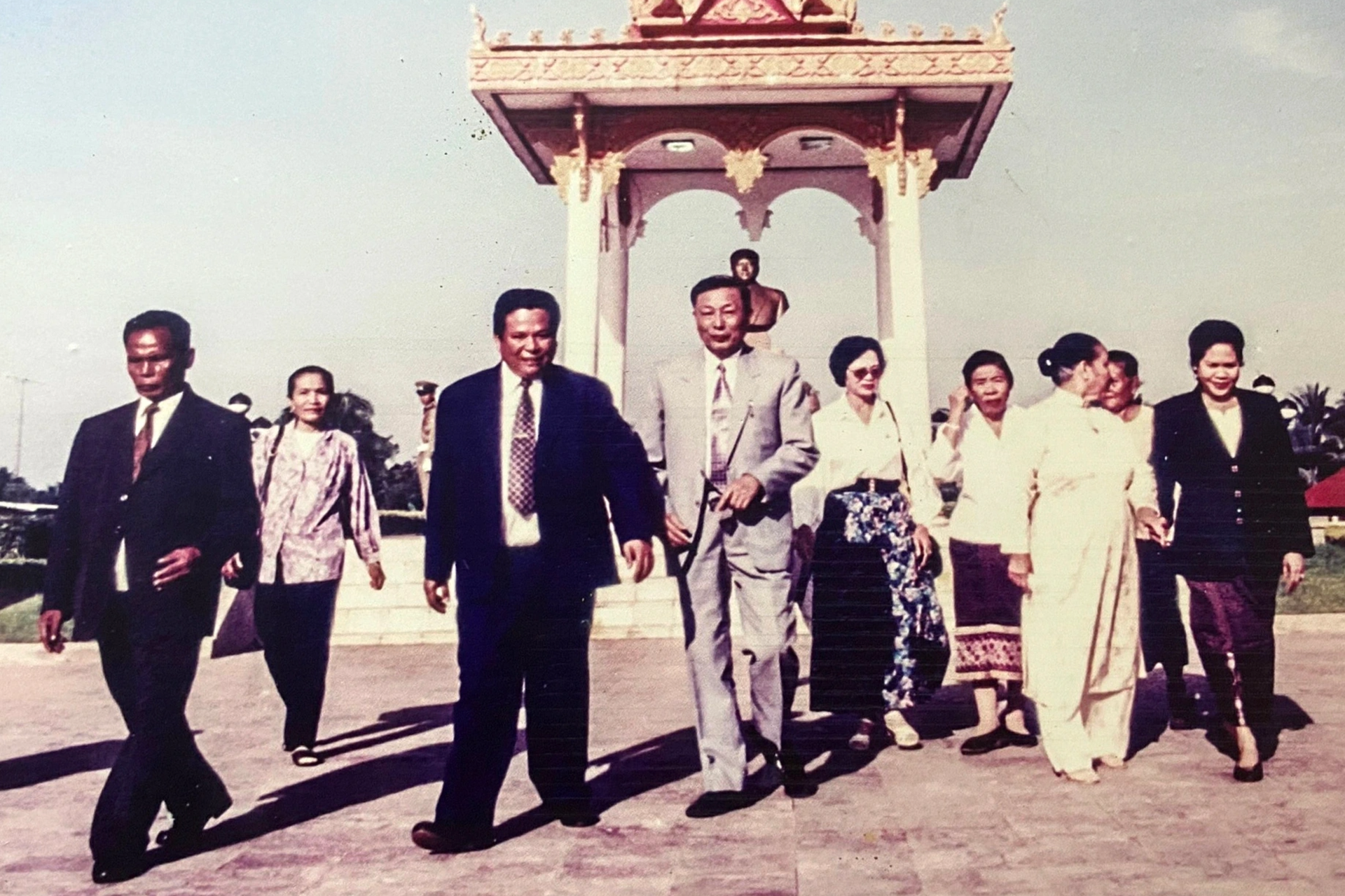 Nhìn lại những hình ảnh quý về vị Tư lệnh đường Trường Sơn huyền thoại - 14 Nhìn lại những hình ảnh quý về vị Tư lệnh đường Trường Sơn huyền thoại - 14