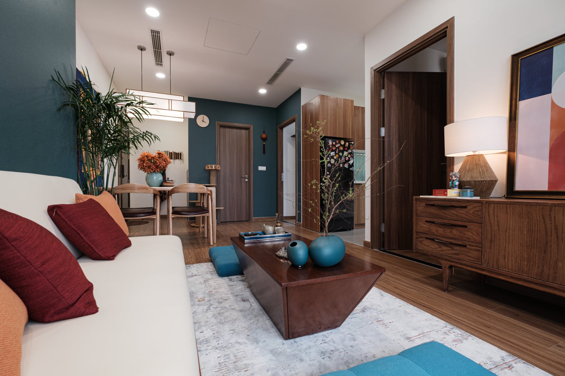 Ngắm căn hộ 60 m2 rộng và đẹp khó chê với nội thất có tông màu xanh lạ - 3 Ngắm căn hộ 60 m2 rộng và đẹp khó chê với nội thất có tông màu xanh lạ - 3